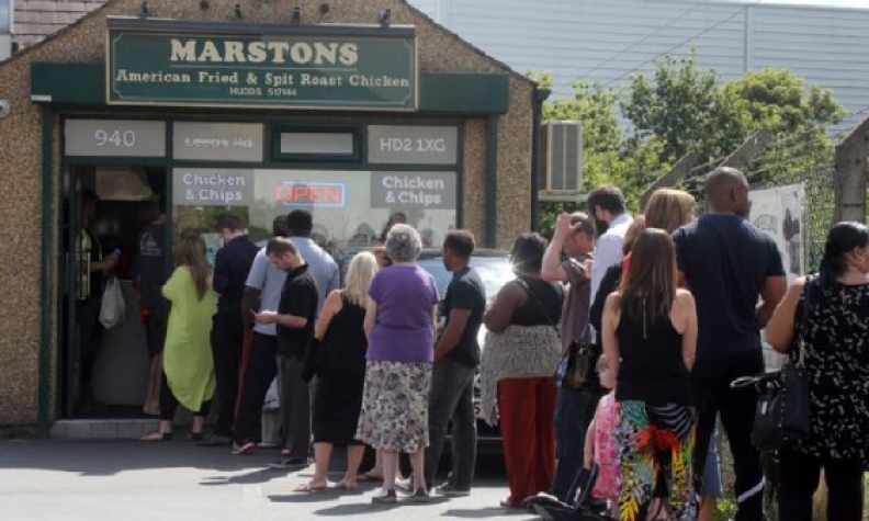 Queues for Chicken!